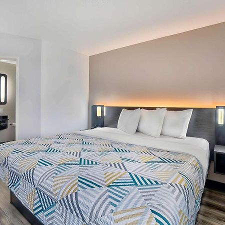 Motel 6-Benbrook, Tx - Fort Worth Eksteriør bilde